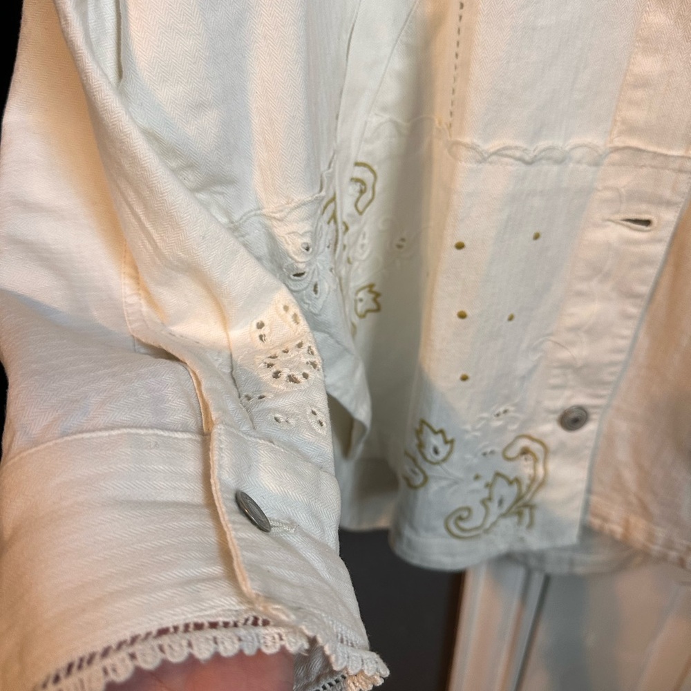 NWT Anthropologie Reworked Embroidered Shirt Jacket Medium - Picture 5 of 9